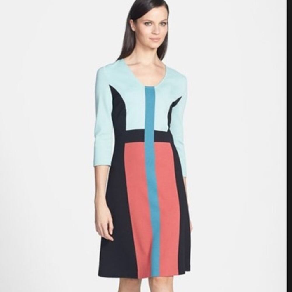 ST. JOHN Little Black Dress Size 2  Colorblock Designer Milano Knit Dress Simple